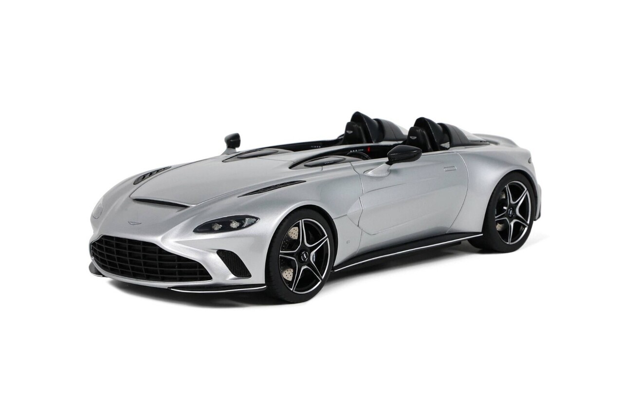 Aston Martin Aston Martin V12 Speedster - 1:18 - GT Spirit Aston Martin Aston Martin V12 Speedster - 1:18 - GT Spirit