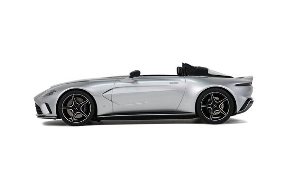 Aston Martin Aston Martin V12 Speedster - 1:18 - GT Spirit Aston Martin Aston Martin V12 Speedster - 1:18 - GT Spirit