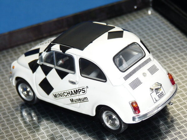 Fiat Fiat 500 1965 Opening Minichamps Museum 2007 - 1:43 - Minichamps Fiat Fiat 500 1965 Opening Minichamps Museum 2007 - 1:43 - Minichamps