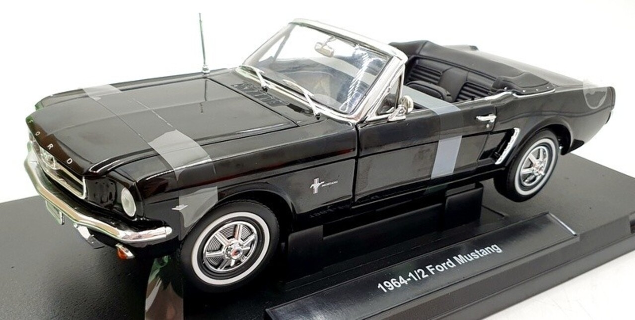 Ford Ford Mustang Cabriolet 1964 - 1:18 - Welly Ford Ford Mustang Cabriolet 1964 - 1:18 - Welly
