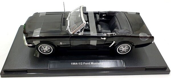 Ford Ford Mustang Cabriolet 1964 - 1:18 - Welly Ford Ford Mustang Cabriolet 1964 - 1:18 - Welly