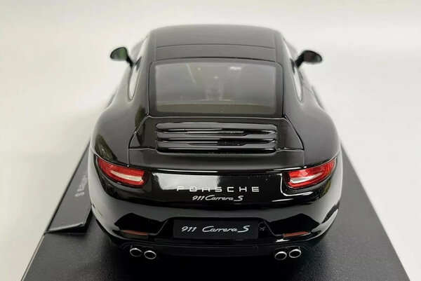 Porsche Porsche 911 (991) Carrera S 2012 - 1:18 - Welly Porsche Porsche 911 (991) Carrera S 2012 - 1:18 - Welly