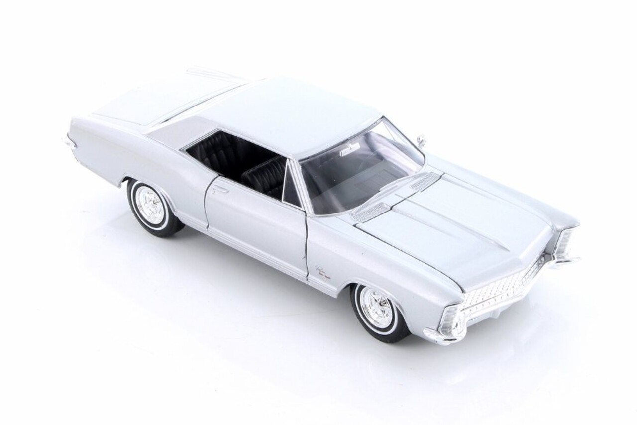 Buick Buick Riviera Grand Sport 1965 - 1:24 - Welly