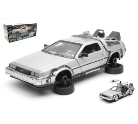 Movie Memorabilia DeLorean Time Machine Back To The Future II Flying Wheel Version 1983 - 1:24 - Welly Movie Memorabilia DeLorean Time Machine Back To The Future II Flying Wheel Version 1983 - 1:24 - Welly