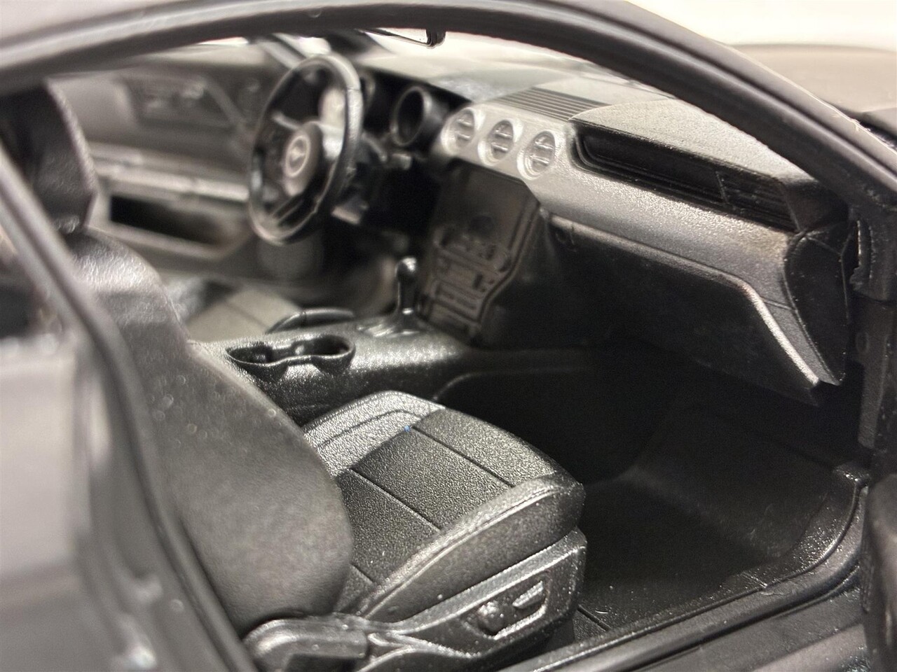 Ford Ford Mustang GT 2015 - 1:24 - Welly