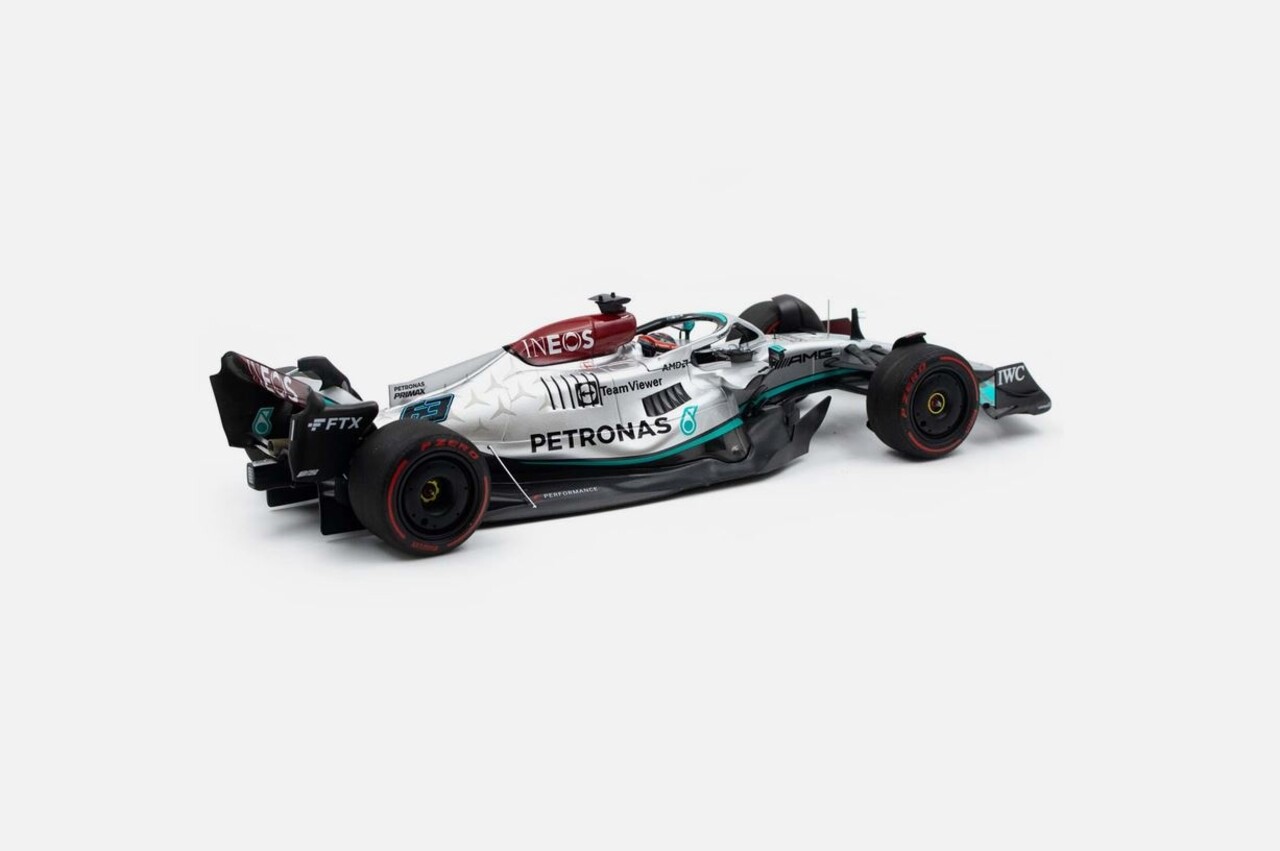 Formule 1 Mercedes-AMG Petronas Formula One Team F1 W13 E Performance George Russell 2022 - 1:18 - Minichamps Formule 1 Mercedes-AMG Petronas Formula One Team F1 W13 E Performance George Russell 2022 - 1:18 - Minichamps