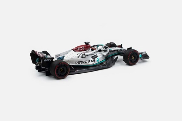 Formule 1 Mercedes-AMG Petronas Formula One Team F1 W13 E Performance George Russell 2022 - 1:18 - Minichamps Formule 1 Mercedes-AMG Petronas Formula One Team F1 W13 E Performance George Russell 2022 - 1:18 - Minichamps