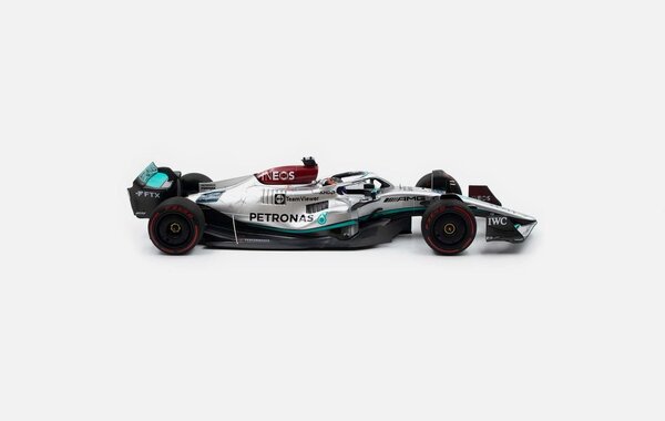 Formule 1 Mercedes-AMG Petronas Formula One Team F1 W13 E Performance George Russell 2022 - 1:18 - Minichamps Formule 1 Mercedes-AMG Petronas Formula One Team F1 W13 E Performance George Russell 2022 - 1:18 - Minichamps