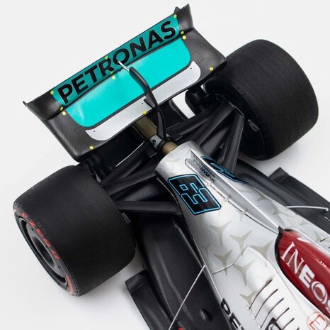 Formule 1 Mercedes-AMG Petronas Formula One Team F1 W13 E Performance George Russell 2022 - 1:18 - Minichamps Formule 1 Mercedes-AMG Petronas Formula One Team F1 W13 E Performance George Russell 2022 - 1:18 - Minichamps