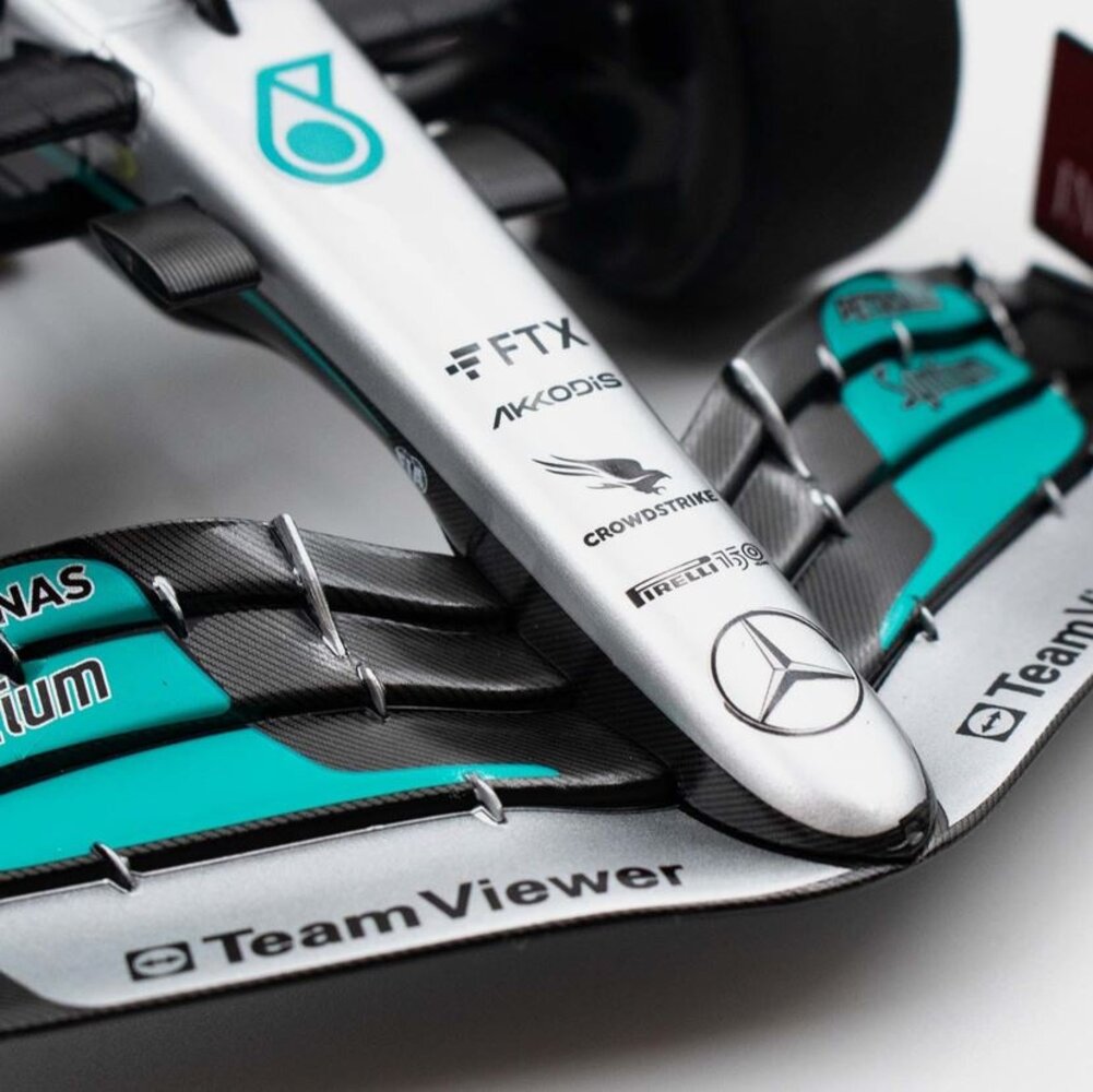 Formule 1 Mercedes-AMG Petronas Formula One Team F1 W13 E Performance George Russell 2022 - 1:18 - Minichamps Formule 1 Mercedes-AMG Petronas Formula One Team F1 W13 E Performance George Russell 2022 - 1:18 - Minichamps