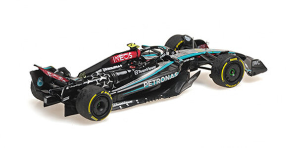 Formule 1 Mercedes-AMG Petronas F1 W15 E Perf., Hamilton, Last Race Mercedes GP Abu Dhabi '24 + figurine - 1:43 - Minichamps