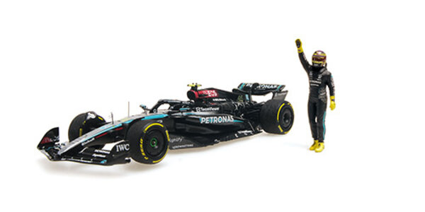 Formule 1 Mercedes-AMG Petronas F1 W15 E Perf., Hamilton, Last Race Mercedes GP Abu Dhabi '24 + figurine - 1:43 - Minichamps