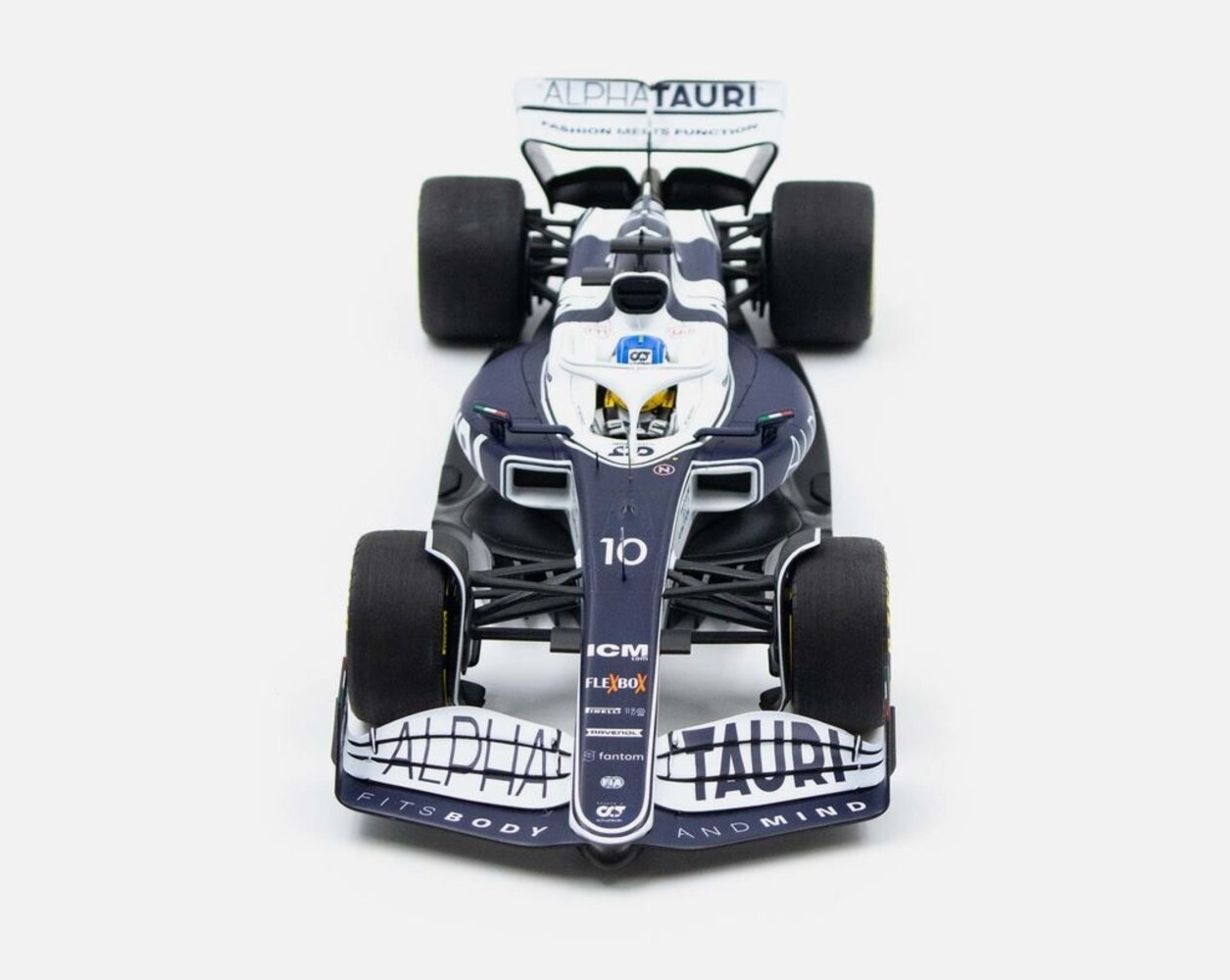 Formule 1 Scuderia AlphaTauri AT03 Pierre Gasly Bahrain GP 2022 - 1:18 - Minichamps
