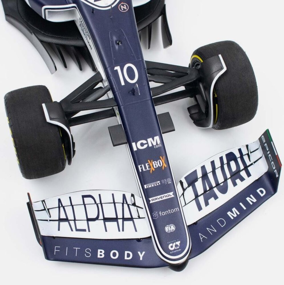 Formule 1 Scuderia AlphaTauri AT03 Pierre Gasly Bahrain GP 2022 - 1:18 - Minichamps