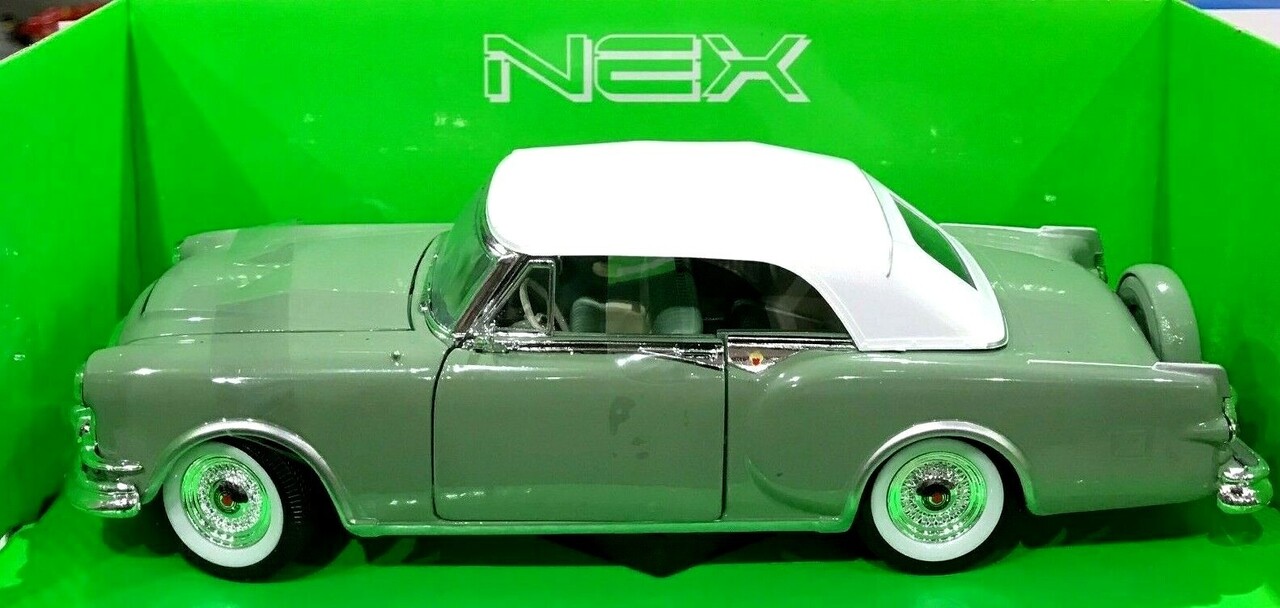 Packard Packard Carribean + Closed Soft Top 1953 - 1:24 - Welly Packard Packard Carribean + Closed Soft Top 1953 - 1:24 - Welly