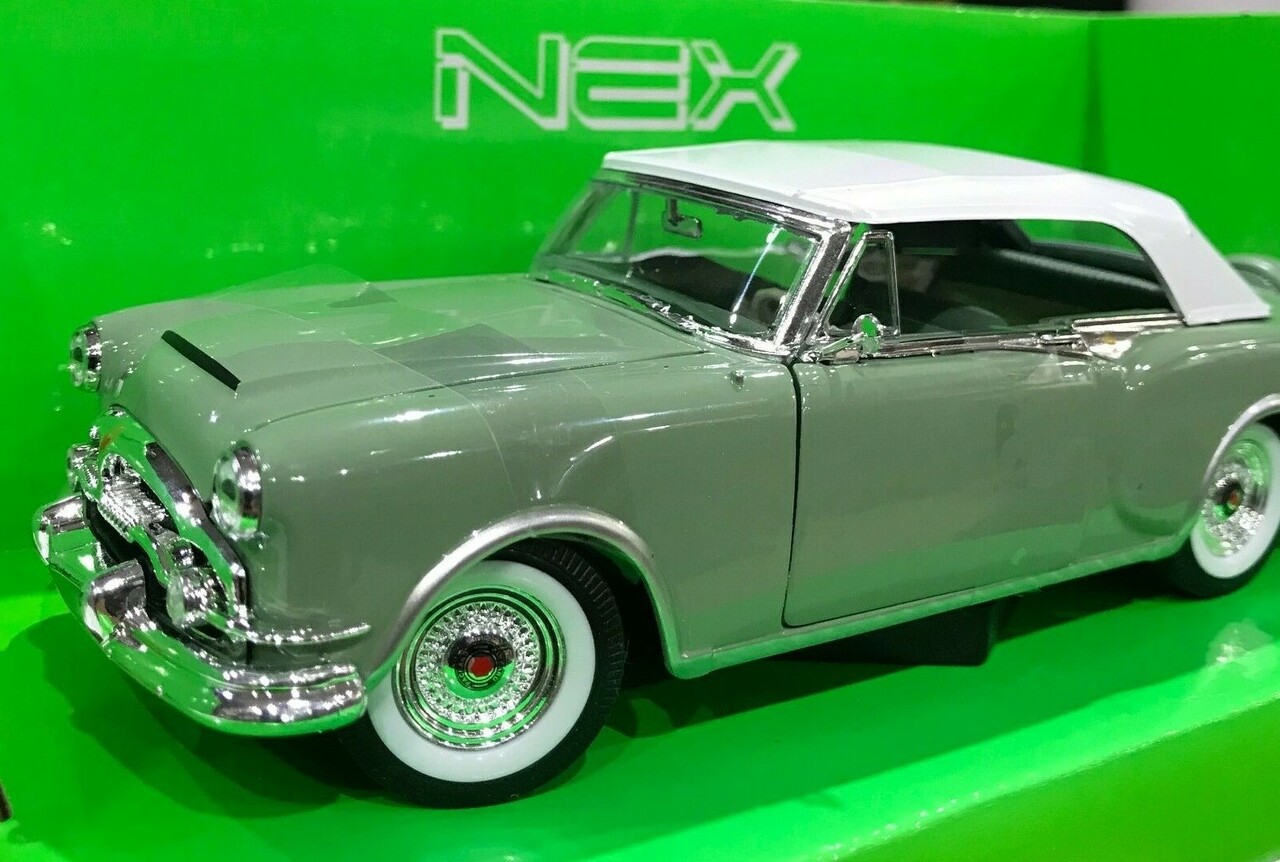 Packard Packard Carribean + Closed Soft Top 1953 - 1:24 - Welly Packard Packard Carribean + Closed Soft Top 1953 - 1:24 - Welly