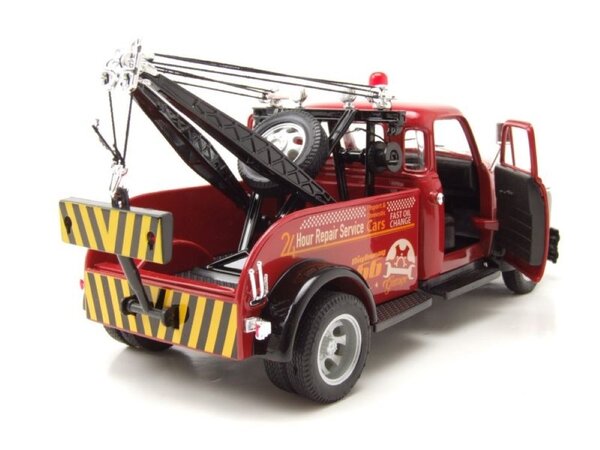 Chevrolet Chevrolet 3800 Tow Truck 'Highway 66 Garage' 1953 - 1:24 - Welly Chevrolet Chevrolet 3800 Tow Truck 'Highway 66 Garage' 1953 - 1:24 - Welly