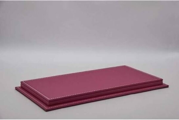 Atlantic Acrylic Display Case Mulhouse + Pink Leather Base - 1:12 - Atlantic Atlantic Acrylic Display Case Mulhouse + Pink Leather Base - 1:12 - Atlantic