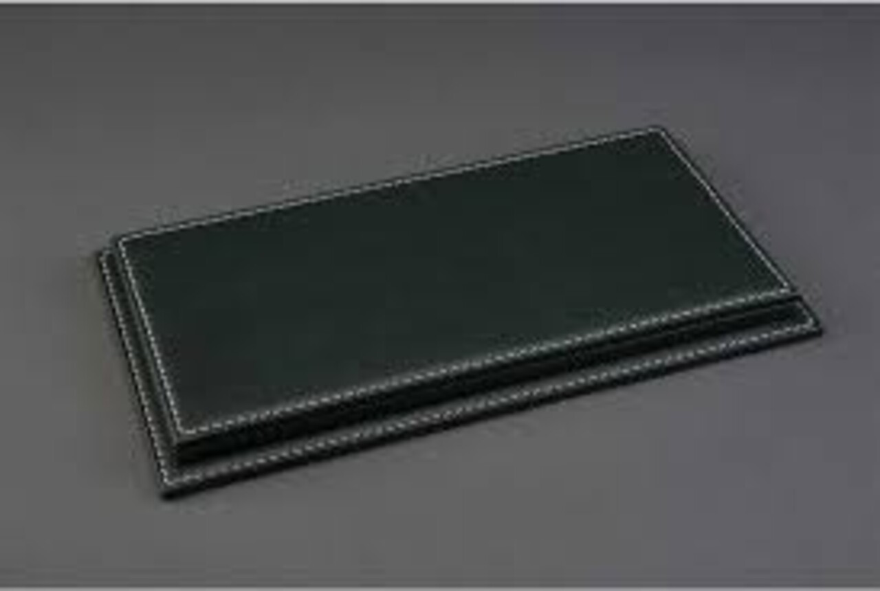 Atlantic Acrylic Display Case Mulhouse + Green Leather Base - 1:12 - Atlantic Atlantic Acrylic Display Case Mulhouse + Green Leather Base - 1:12 - Atlantic