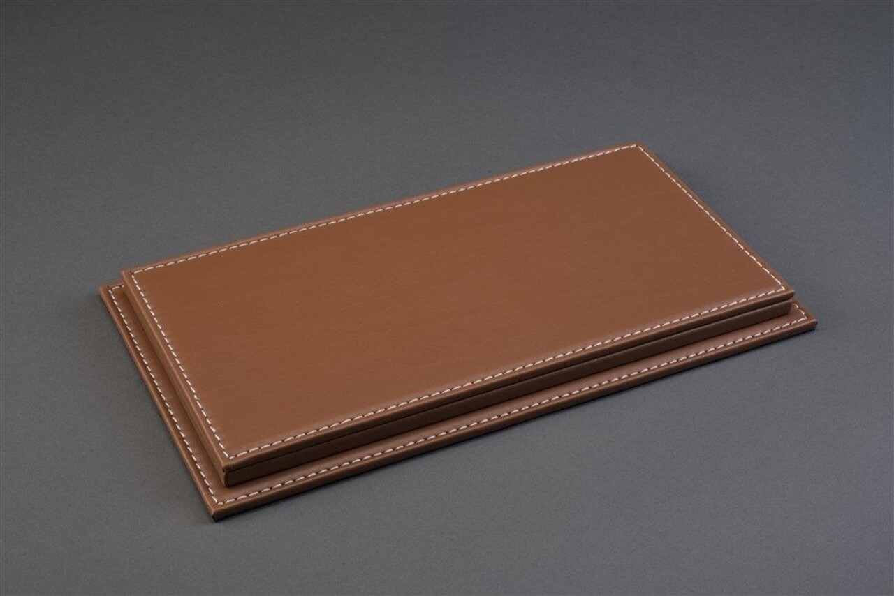 Atlantic Acrylic Display Case Mulhouse with Brown Leather Base - 1:18 - Atlantic Atlantic Acrylic Display Case Mulhouse with Brown Leather Base - 1:18 - Atlantic
