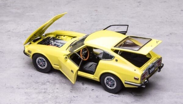 Datsun Nissan Datsun 240Z 1972 - 1:18 - Sun Star Datsun Nissan Datsun 240Z 1972 - 1:18 - Sun Star