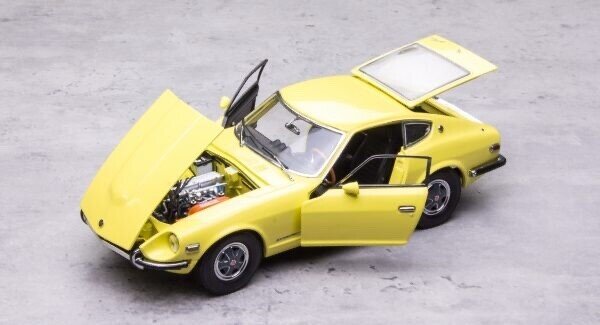 Datsun Nissan Datsun 240Z 1972 - 1:18 - Sun Star Datsun Nissan Datsun 240Z 1972 - 1:18 - Sun Star