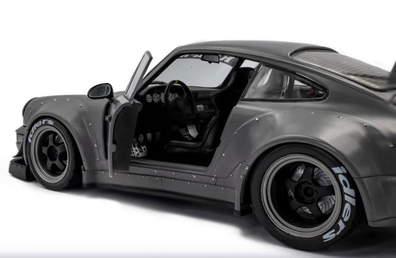 Porsche Porsche 964 RAUH-Welt RWB Bodykit & Akira Nakai - 1:18 - Solido Porsche Porsche 964 RAUH-Welt RWB Bodykit & Akira Nakai - 1:18 - Solido