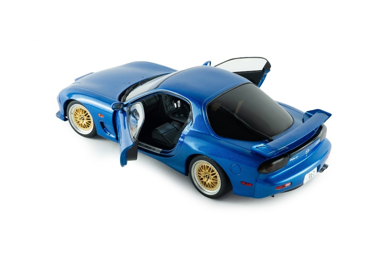 Mazda Mazda RX-7 (FD3RS) 1999 - 1:18 - Solido