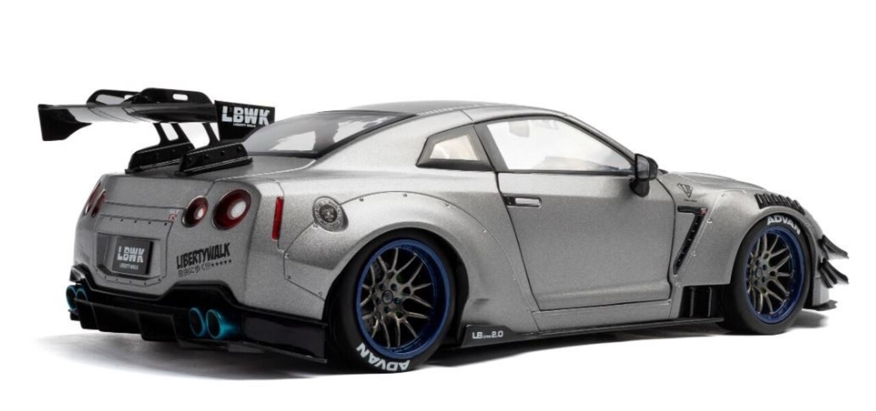 Nissan Nissan GT-R (R35) Liberty Walk Body Kit 2.0 2023 - 1:18 - Solido