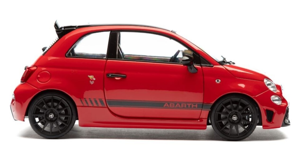 Fiat Fiat F595 Abarth 2023 - 1:18 - Solido Fiat Fiat F595 Abarth 2023 - 1:18 - Solido