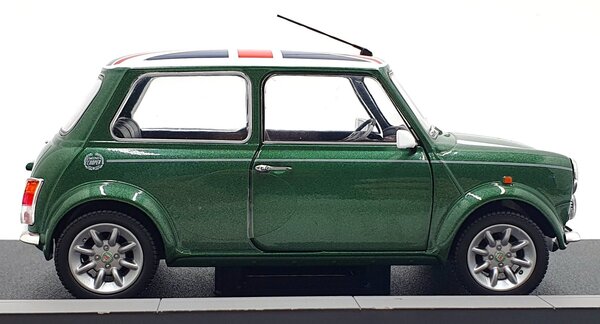 Mini Mini Cooper Sport 1997 + Flag - 1:18 - Solido Mini Mini Cooper Sport 1997 + Flag - 1:18 - Solido