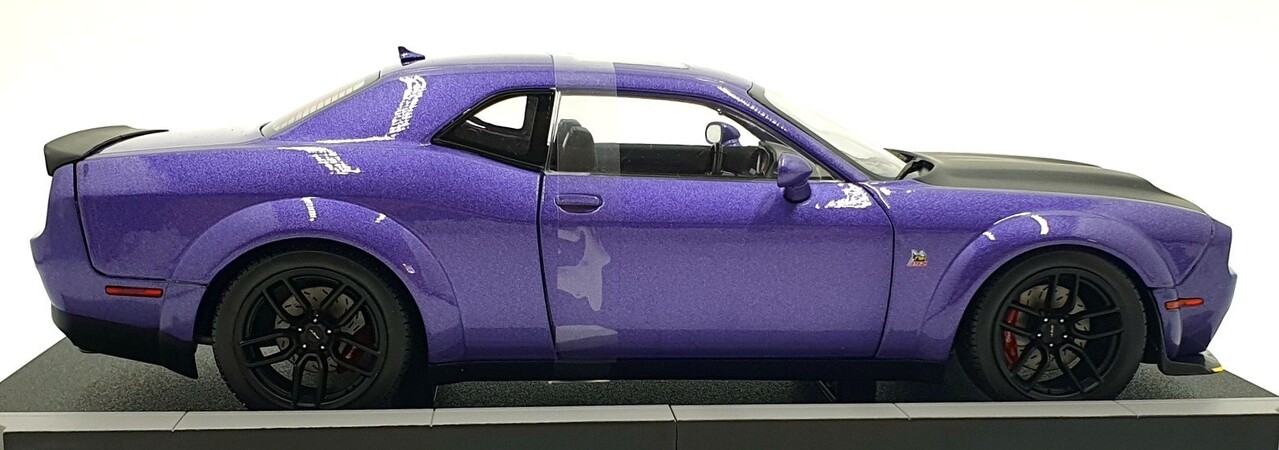 Dodge Dodge Challenger SRT Hellcat Redeye Widebody 2023 - 1:18 - Solido Dodge Dodge Challenger SRT Hellcat Redeye Widebody 2023 - 1:18 - Solido