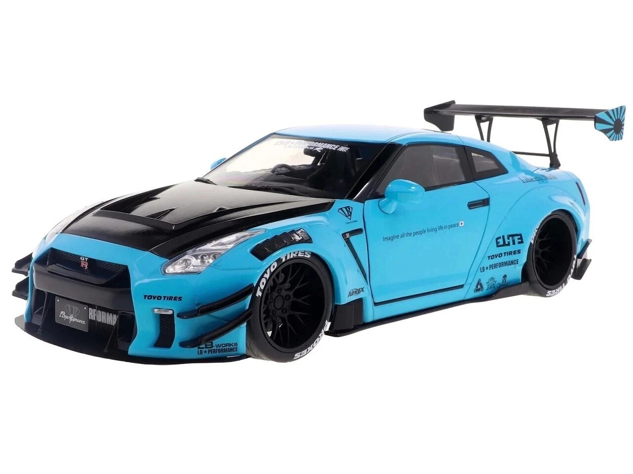 Nissan Nissan GT-R (R35) Liberty Walk Body Kit 2.0 2024 - 1:18 - Solido Nissan Nissan GT-R (R35) Liberty Walk Body Kit 2.0 2024 - 1:18 - Solido
