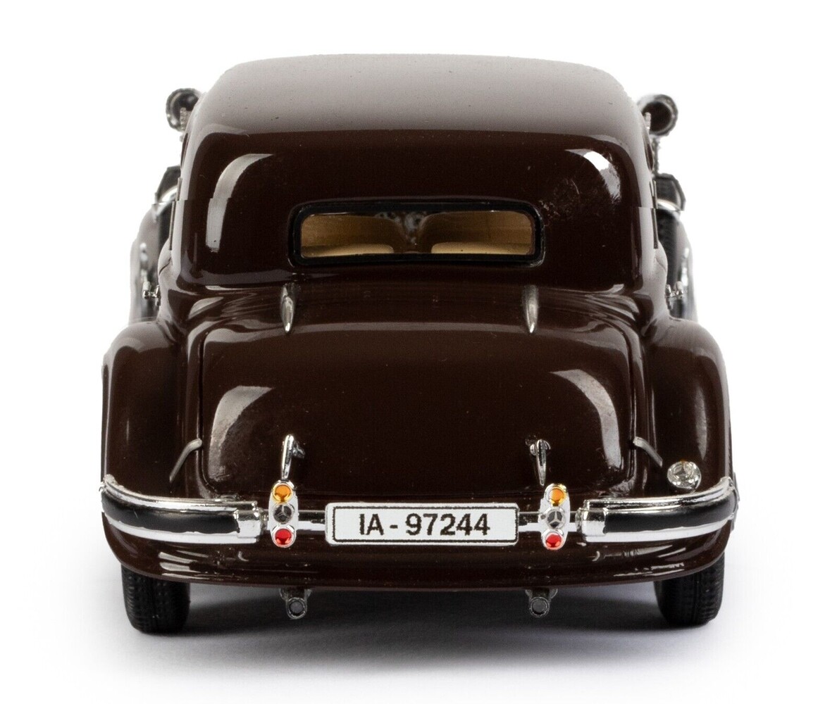 Mercedes-Benz Mercedes-Benz 540K W29 Four Door Sedan 1936 - 1:43 - Esval Models Mercedes-Benz Mercedes-Benz 540K W29 Four Door Sedan 1936 - 1:43 - Esval Models