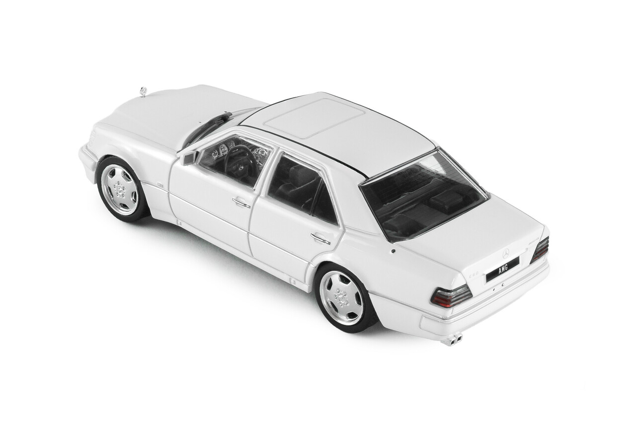 Mercedes-Benz Mercedes-Benz W124 E60 AMG 1994 - 1:43 - Solido