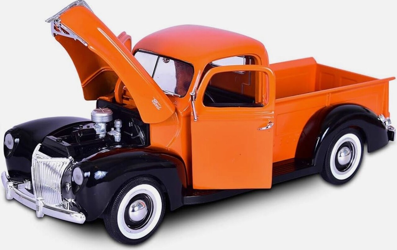 Ford Ford Pickup 1940 - 1:18 - Motor Max Ford Ford Pickup 1940 - 1:18 - Motor Max