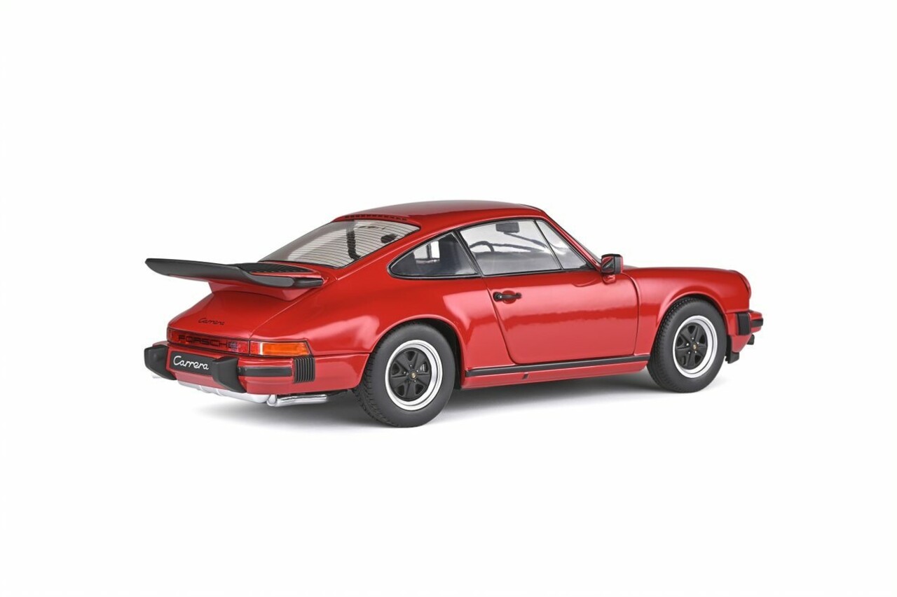 Porsche Porsche 911 3.2 Carrera 1977 - 1:18 - Solido