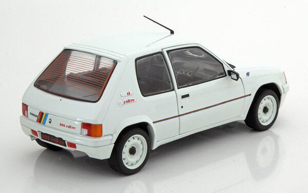 Peugeot Peugeot 205 Rally 1988 - 1:18 - Solido