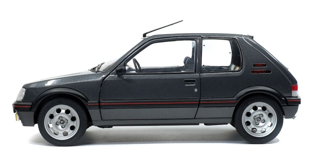 Peugeot Peugeot 205 GTi 1.9L 1990 - 1:18 - Solido