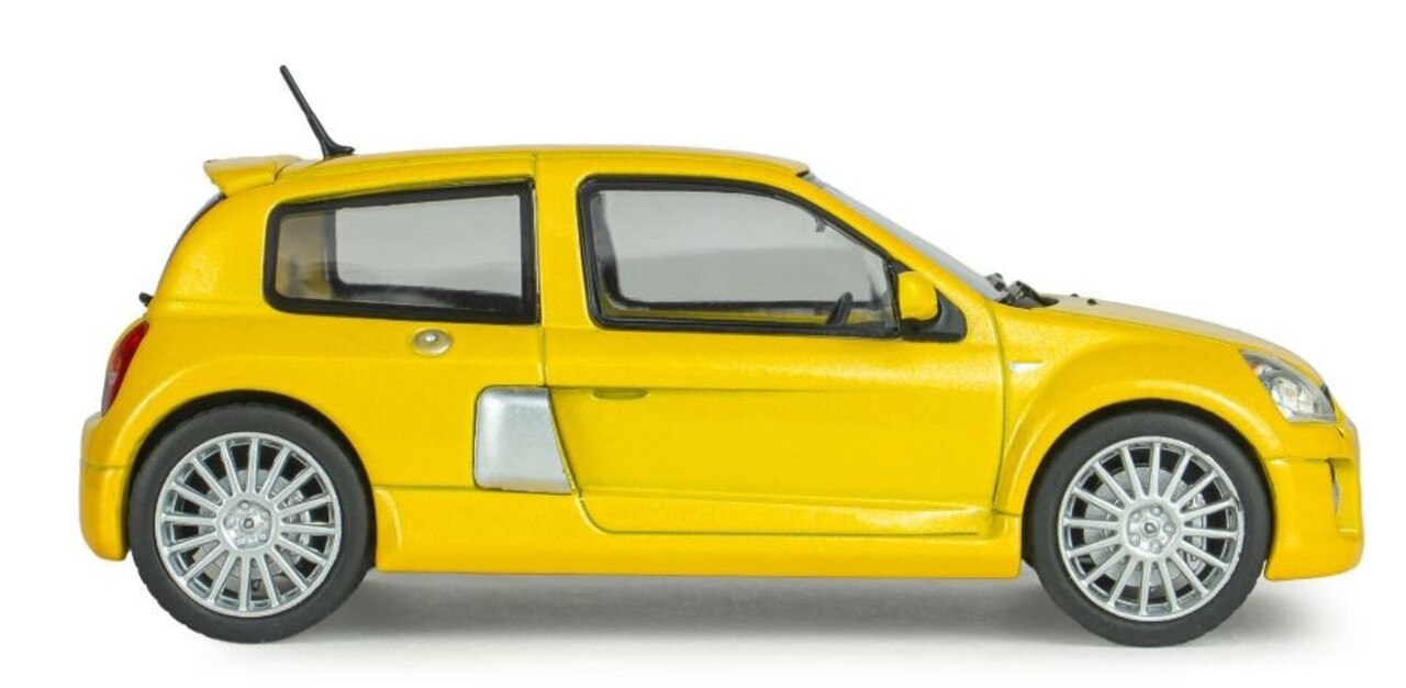Renault Renault Clio V6 PH.2 2003 - 1:43 - Solido Renault Renault Clio V6 PH.2 2003 - 1:43 - Solido