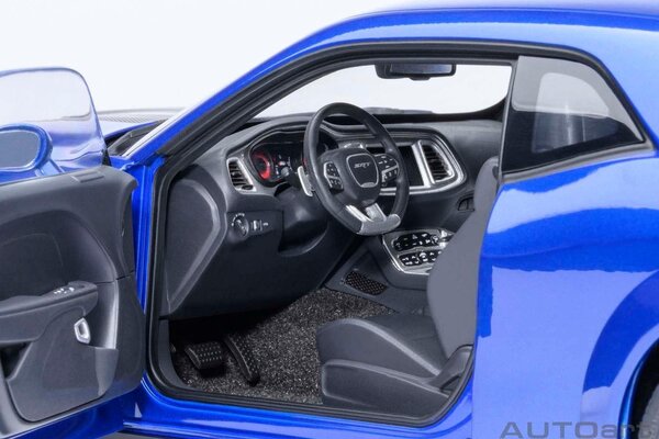 Dodge Dodge Challenger SRT Jailbreak 2022 - 1:18 - AUTOart