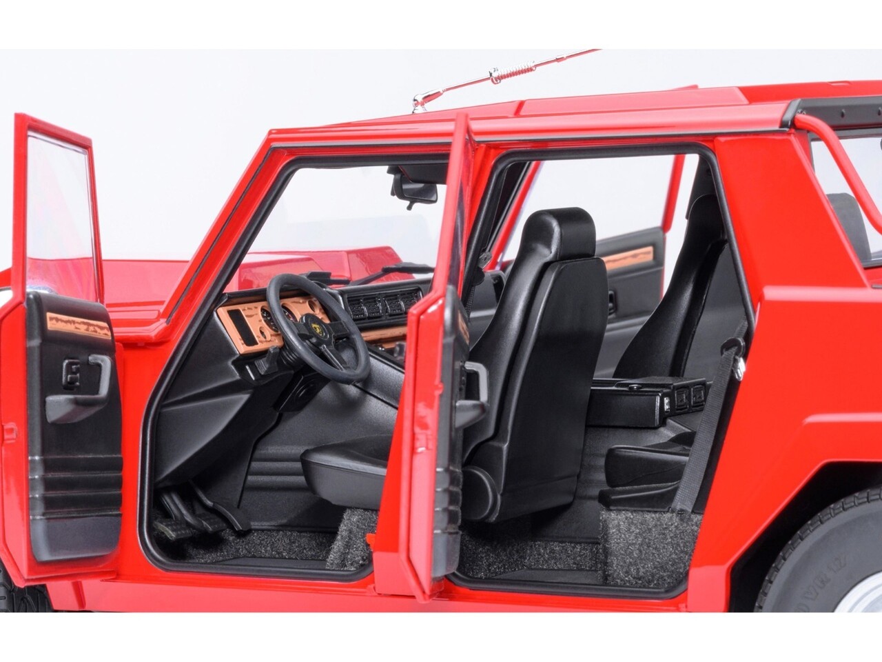 Lamborghini Lamborghini LM002 Pick-Up 1986 - 1:18 - AUTOart