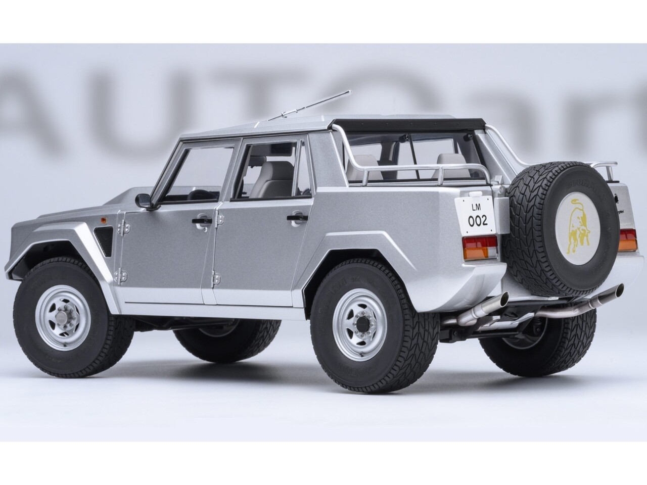 Lamborghini Lamborghini LM002 Pick-Up 1986 - 1:18 - AUTOart Lamborghini Lamborghini LM002 Pick-Up 1986 - 1:18 - AUTOart