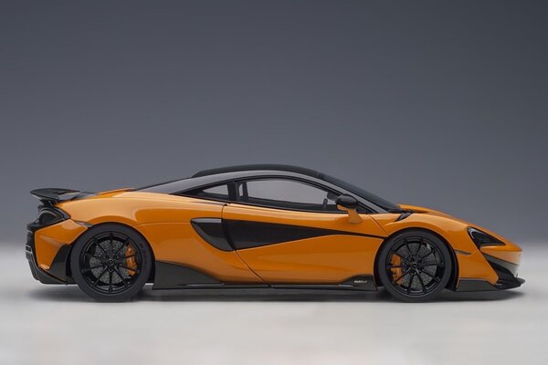 McLaren McLaren 600LT 2019 - 1:18 - AUTOart McLaren McLaren 600LT 2019 - 1:18 - AUTOart