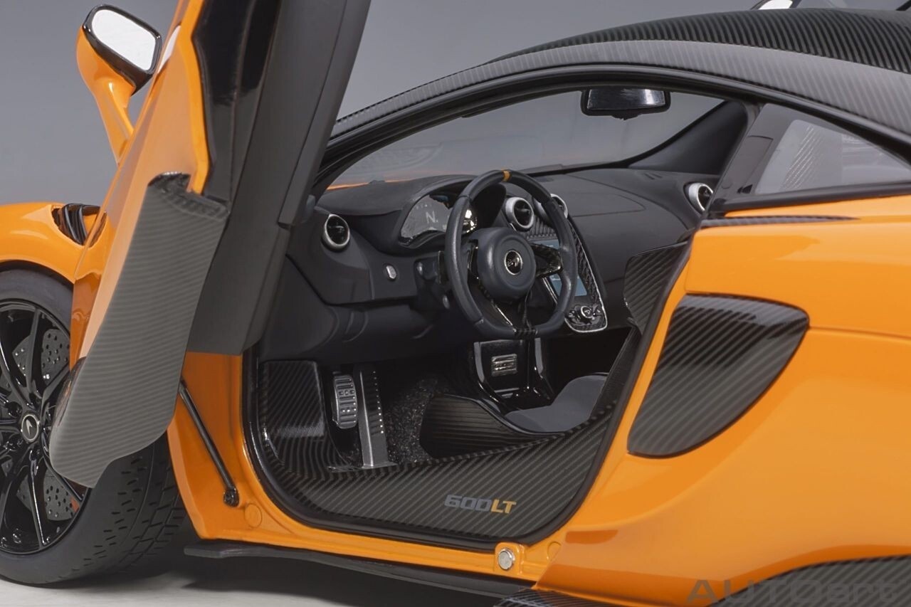 McLaren McLaren 600LT 2019 - 1:18 - AUTOart McLaren McLaren 600LT 2019 - 1:18 - AUTOart