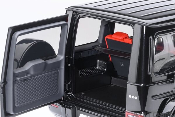 Mercedes-Benz Mercedes-Benz AMG G63 2019 - 1:18 - AUTOart Mercedes-Benz Mercedes-Benz AMG G63 2019 - 1:18 - AUTOart