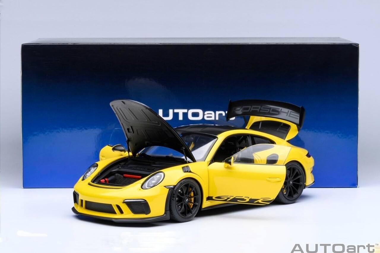Porsche Porsche 911 (991.2) GT2 RS Weissach Package - 1:18 - AUTOart Porsche Porsche 911 (991.2) GT2 RS Weissach Package - 1:18 - AUTOart