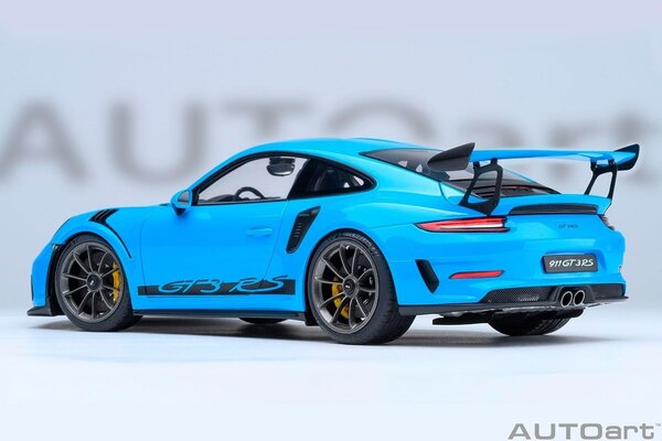 Porsche Porsche 911 (991.2) GT2 RS - 1:18 - AUTOart Porsche Porsche 911 (991.2) GT2 RS - 1:18 - AUTOart