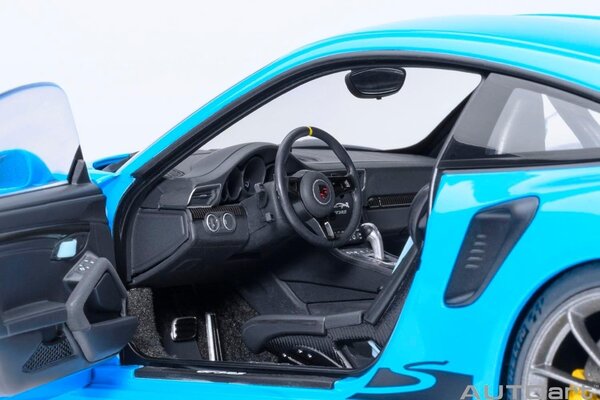 Porsche Porsche 911 (991.2) GT2 RS - 1:18 - AUTOart Porsche Porsche 911 (991.2) GT2 RS - 1:18 - AUTOart