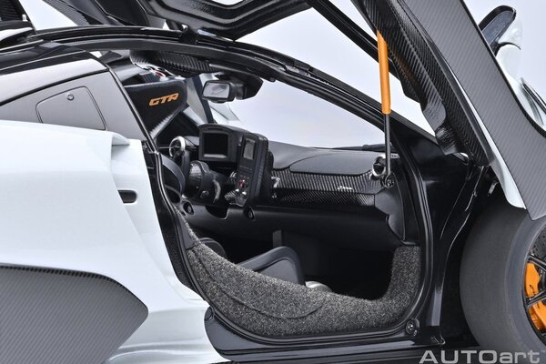 McLaren McLaren Senna GTR 2019 - 1:18 - AUTOart McLaren McLaren Senna GTR 2019 - 1:18 - AUTOart